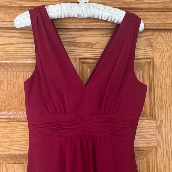 Like NEW, BGBG Generation, Raspberry colored cocktail dress, size 4 - Picture 3 of 4
